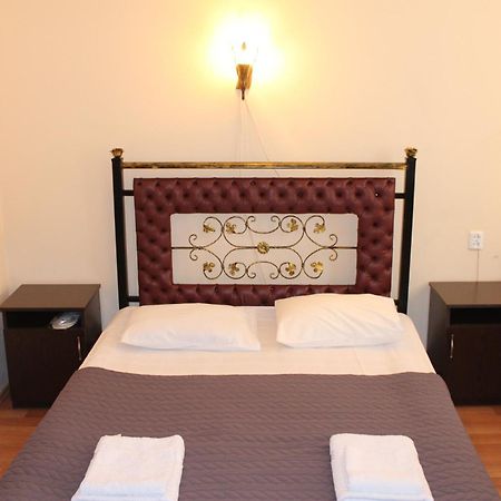 Eleganti Hotel Batumi Esterno foto