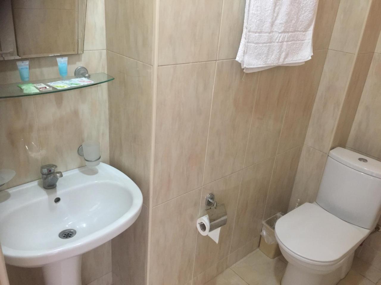 Eleganti Hotel Batumi Esterno foto