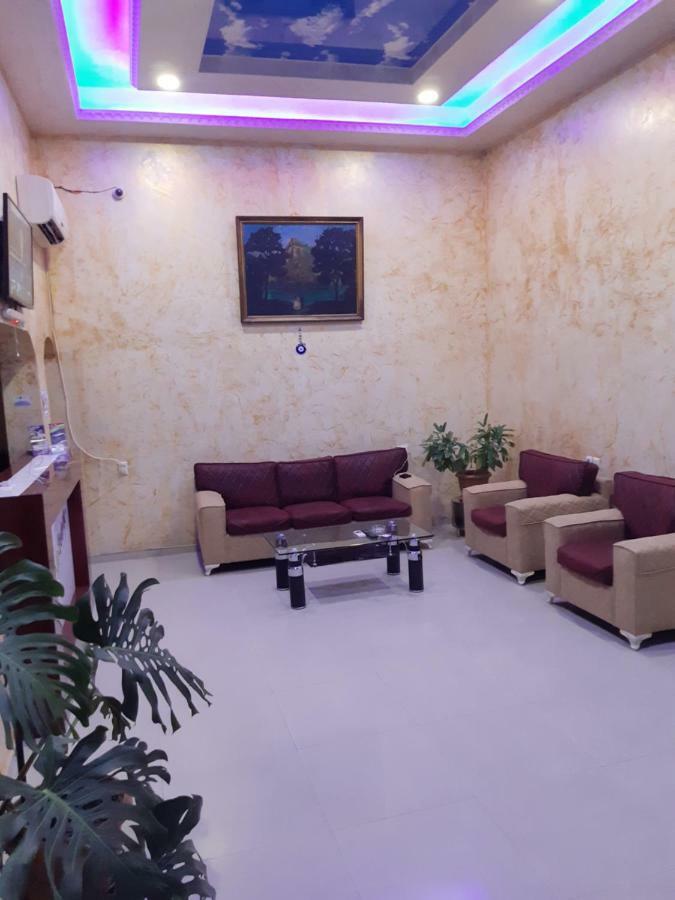 Eleganti Hotel Batumi Esterno foto