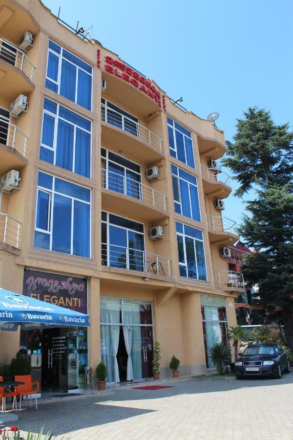 Eleganti Hotel Batumi Esterno foto