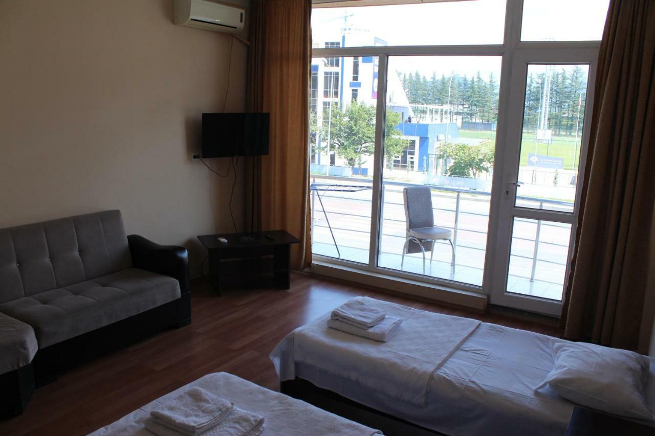 Eleganti Hotel Batumi Esterno foto