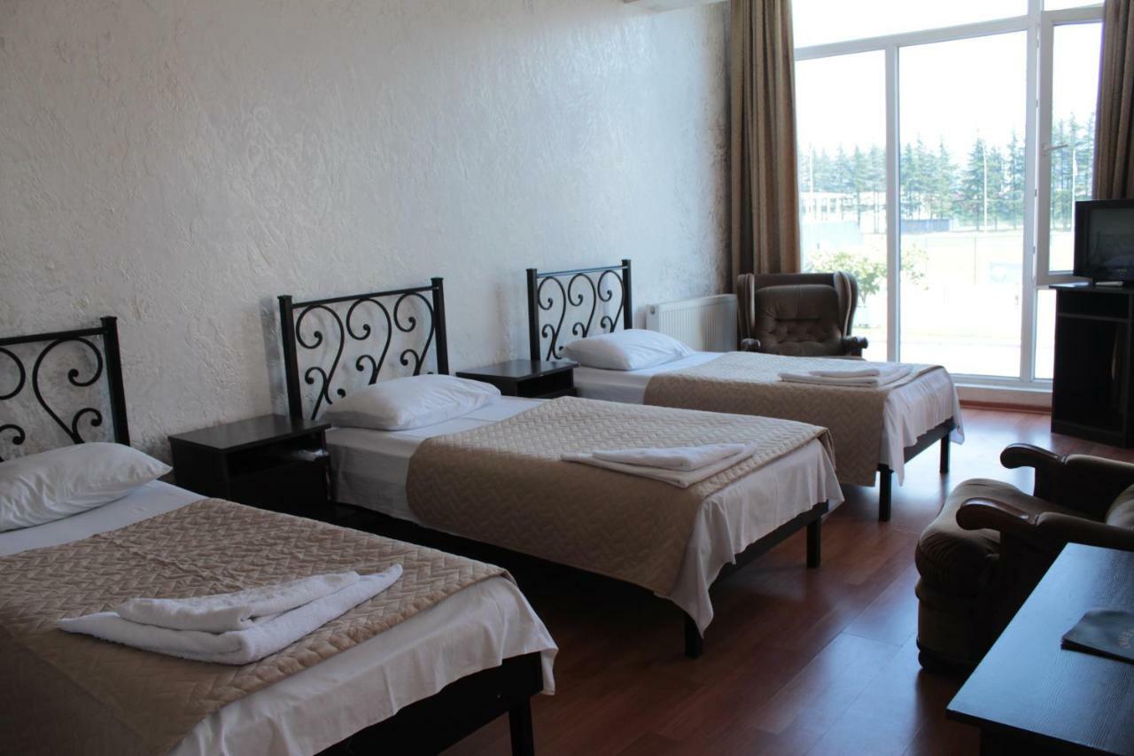 Eleganti Hotel Batumi Esterno foto