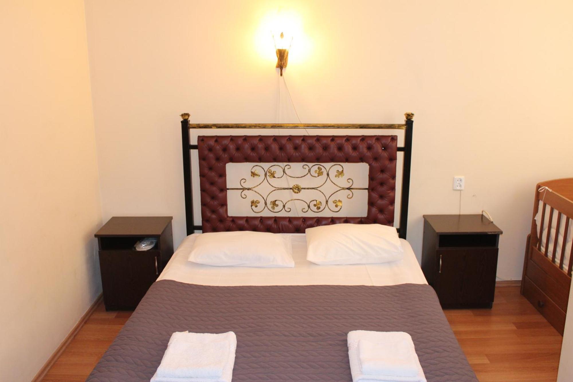 Eleganti Hotel Batumi Esterno foto