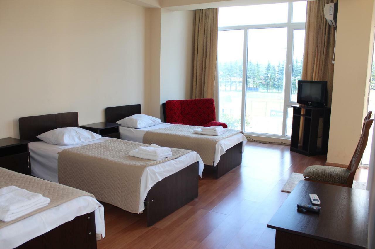 Eleganti Hotel Batumi Esterno foto
